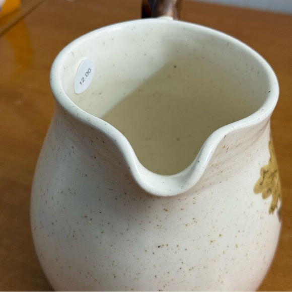 Metlox MCM 1950's Poppytrail
Woodland Gold Autumn Leaf 6" Tall - Picture 4 of 6